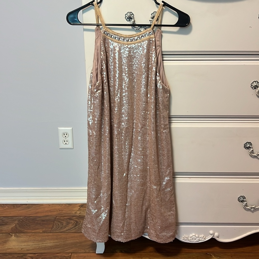 Gold dress!